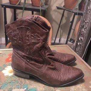 Coconuts Cowboy Ankle boots 8